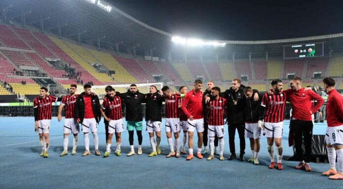 ФОТО НА ДЕНОТ: Тажните лица на фудбалерите на Шкендија!