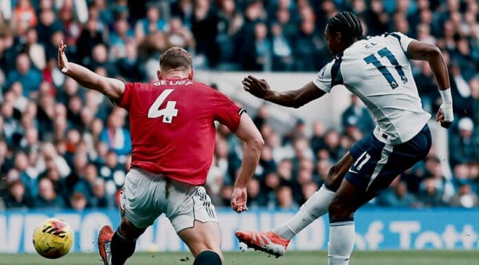 Хаотично реми помеѓу Тотенхем и Манчестер Јунајтед