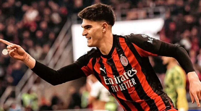 Милан „киксираше“ против Сасуоло