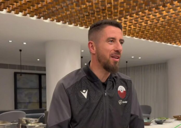 390421a3-de23-4b60-a858-eea159c137f8