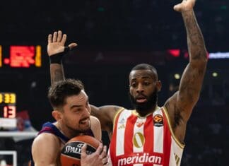 Звезда немоќна против Барселона, Валенсија го доби Панатинаикос