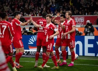 Баерн со „петарда“, Аугзбург го изненади Баер