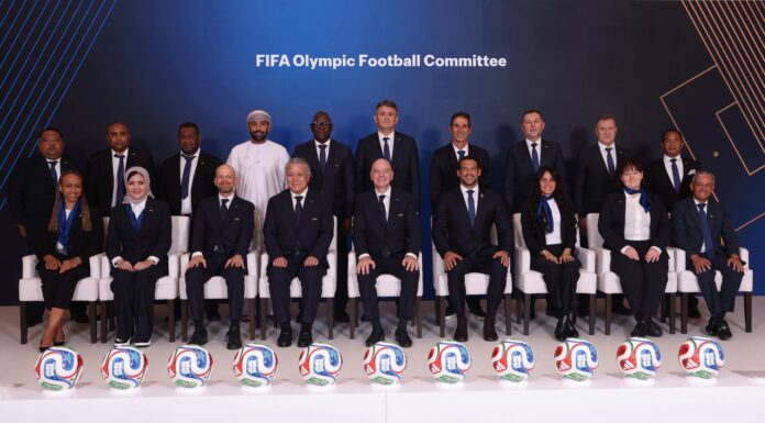 Претседателот Омерагиќ на состанокот на Олимпискиот фудбалски комитет на ФИФА во Доха