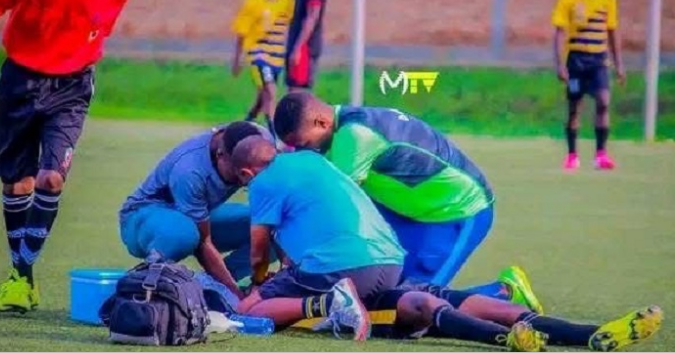 Трагедија во Бурунди: Фудбалер починал откако ја голтнал својата амајлија!