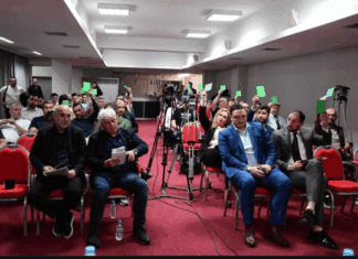 КФСМ на средба со Борко Ристовски: Во среда ќе биде познато дали ќе се игра кошарка!