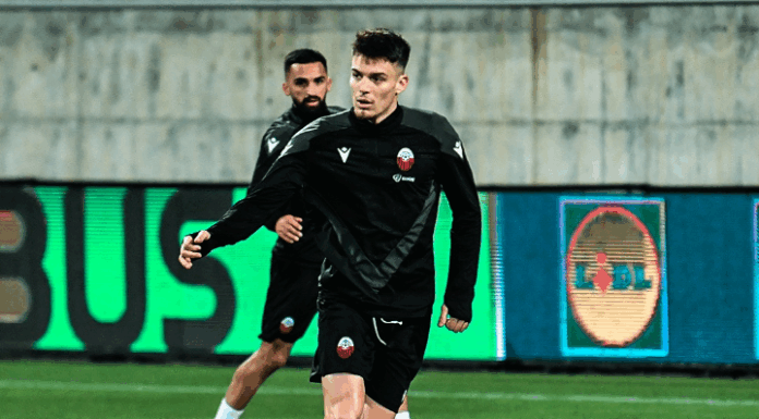 Шкендија оди по историја: Шампионот тренираше на АЕК арената во Ларнака (ФОТО)