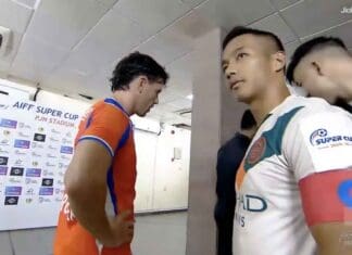 И ова се случи…. црвен картон уште пред да започне мечот (ВИДЕО)