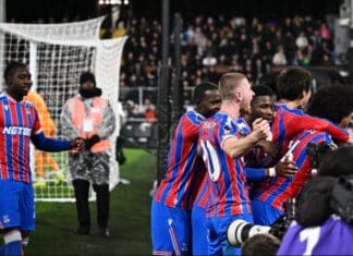 Марк Гуеи му донесе победа на Палас кај Фулам (ВИДЕО)