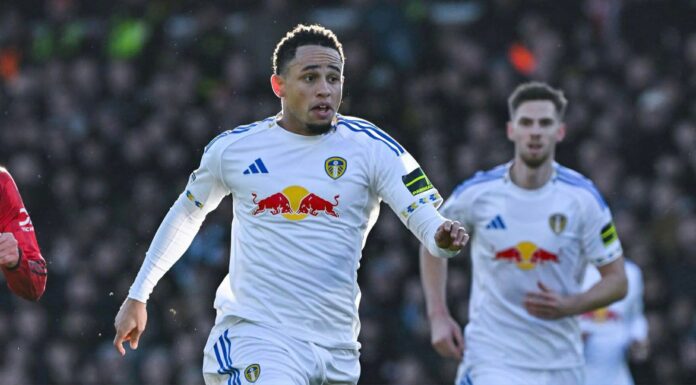 Лидс му „откина“ бод на Манчестер Јунајтед