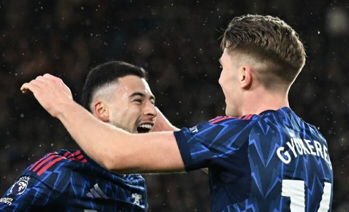 9db4c649-752d-422a-a26a-63804eea27ec