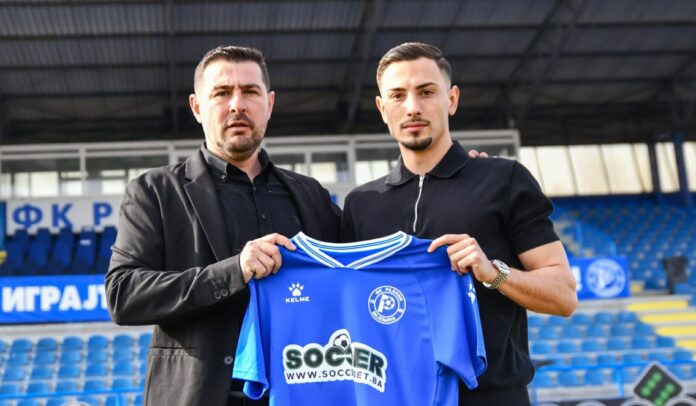 ffdac5ec-7a67-4cf3-9e1b-4450d6d8b89c