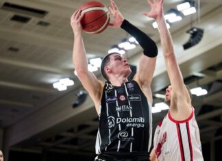 Јакимовски и Тренто поразени во Турција