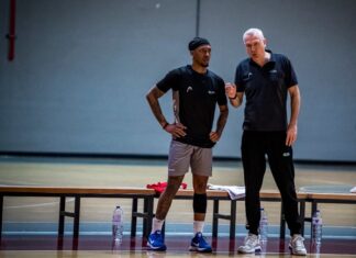 Рајковиќ и Тофаш никако да победат на гости