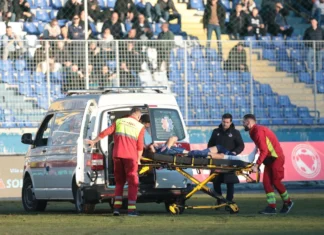 Шок вест од Босна: Матеј Цветаноски со скршеница на ногата