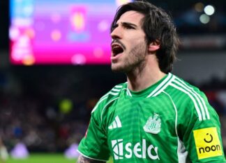 ФА Куп: Бизо ја уништи Астон Вила, Тонали го лансираше Њукасл во осминафинале