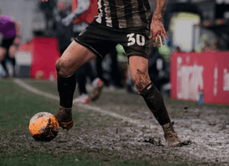 Ни Англија не е тоа што беше: Еве на каков терен се одигра меч од ФА Купот!