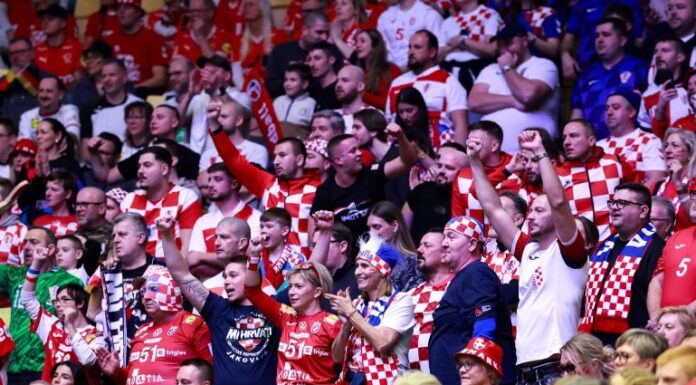 Хрватските ракометари ќе останат без дочек во Загреб поради контроверзниот пејач Томпсон?