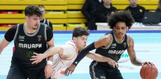 Маџари го “реши“ Феникс 2010!