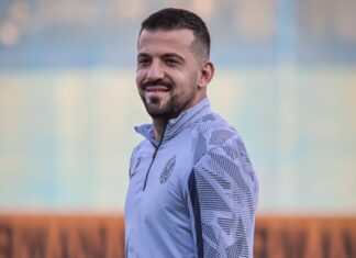 Прекрасен гол-првенец: Трајковски „распали“ од слободен удар (ВИДЕО)