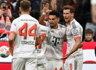 Баерн со двајца играчи помалку до бод во Леверкузен!