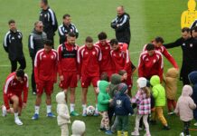 Дечињата им порачаа на националите: “И да ја победите Данска!“(ФОТО)