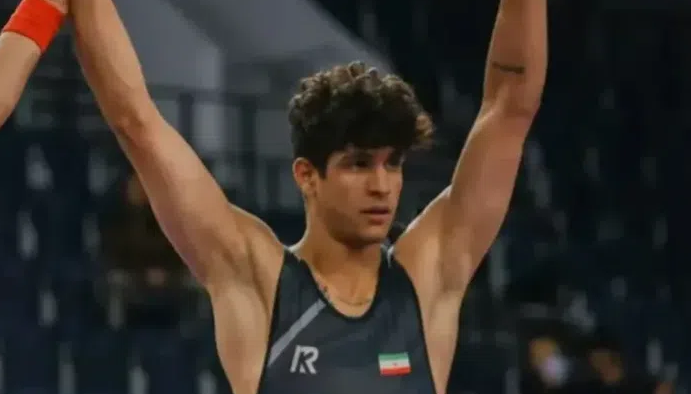 Страшно: Еве зошто иранските власти го погубија младиот борач!