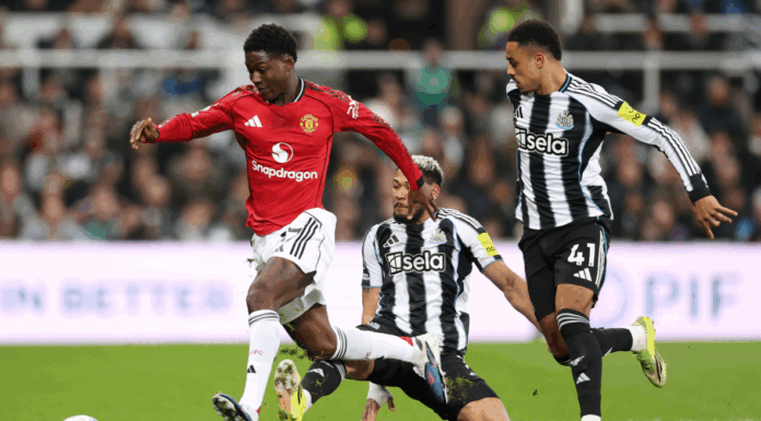 Њукасл со десет играчи го победи Јунајтед, заврши серијата на Карик