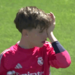 Синот на Касиљас во солзи, голманот на Барса го теши! (ВИДЕО)