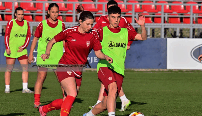 Фудбалерките посакуваат победа на стартот од квалификациите!