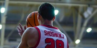 Шошкиќ уште еднаш двоцифрен во дресот на Стони Брук