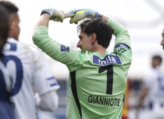 Голман постигна спектакуларен гол од пред својот шеснаесетник (ВИДЕО)