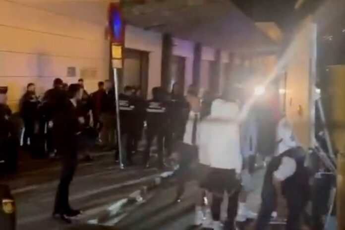 efccb0b7-a9fc-4275-b5a9-17690d647fb8