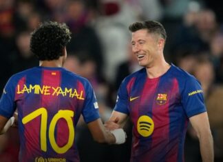 Левандовски таличен и донесе три бода на Барса