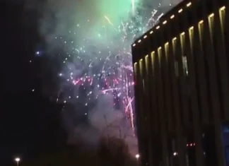 Герила акција на навивачите на Баерн: „Полноќно“ будење пред хотелот на Реал Мадрид (ВИДЕО