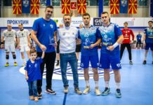 Алкалоид им се заблагодари на тројца ракометари