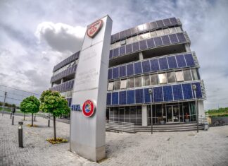 Дисциплинска комисија при ФФМ: Постапка против Вардар поради пиротехника, против Шкендија за недолично навивање