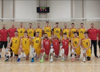 Одбојкарите одиграа четири сета со Црна Гора, поделија по два