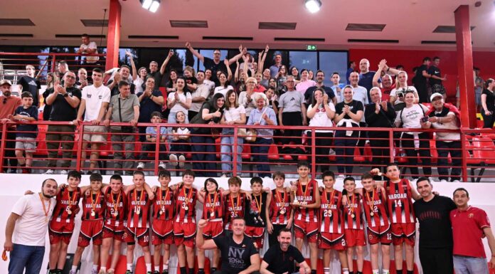 М12: Пехарот и златните медали за „вардарци“