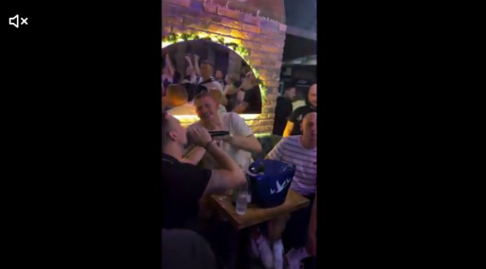 Јокиќ ги однесе српските кошаркари во кафеана и направи шоу (ВИДЕО)