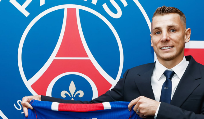 Lukas Dinj PSG