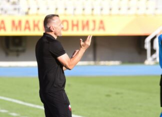 Положани не е Аргетинец ама му одржа час по фудбал на Фабијани