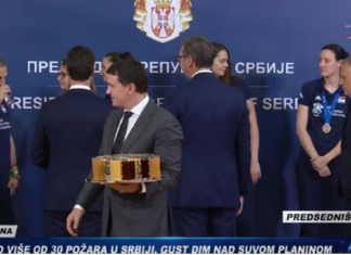 Гест за паметење: Никој досега не го понижил Вучиќ така како одбојкарките на Србија!(ВИДЕО)